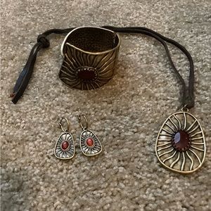 Like New Lucky Brand Gold w/ Rust Stone Set: Necklace, Earrings & Bracelet